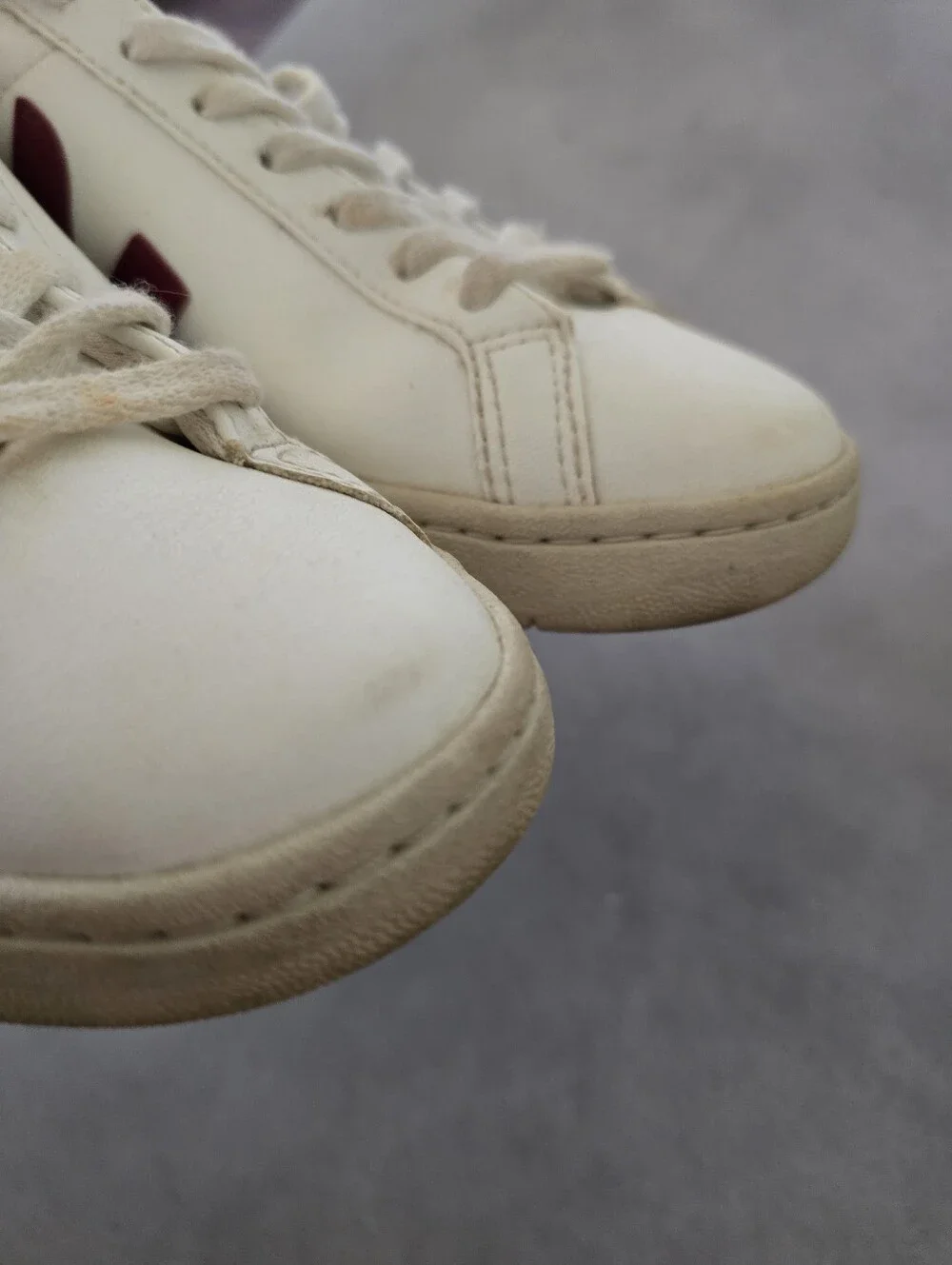 Veja Campo White Leather Sneakers with Black V Accent size 38 7.5